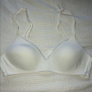 white aerie real happy lightly lined wireless bra